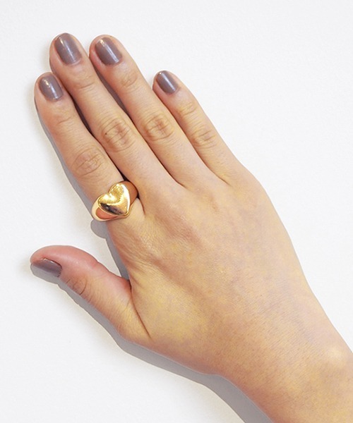 Casselini(キャセリーニ)の「Casselini(キャセリーニ)ハートリング(リング・レディース・ゴールド/シルバー・11号/13号)」の1枚目の写真