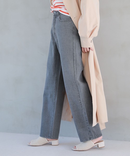 LAKOLE（ラコレ）の「ハイライズストレートフィットデニム / 266020（デニムパンツ・レディース・ロイヤルブルー/クリアブルー/グレー/ナチュラル・SMALL/MEDIUM）」の9枚目の写真