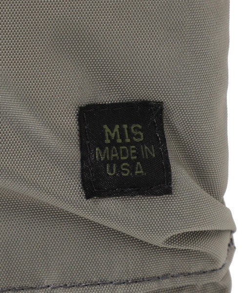 B:MING by BEAMS(ビーミングバイビームス)の「MIS x B:MING by BEAMS / 別注 ヘルメットバッグ(ハンドバッグ・メンズ・ブラック/グレー系・ONE SIZE)」の13枚目の写真