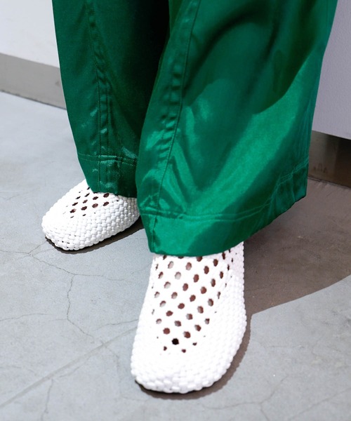 G.V.G.V.（ジーヴィージーヴィー）の「DIAGONAL TOE MESHED PUMPS（パンプス・レディース・ホワイト/ブラック/グリーン/マルチ・S/M/L）」の20枚目の写真