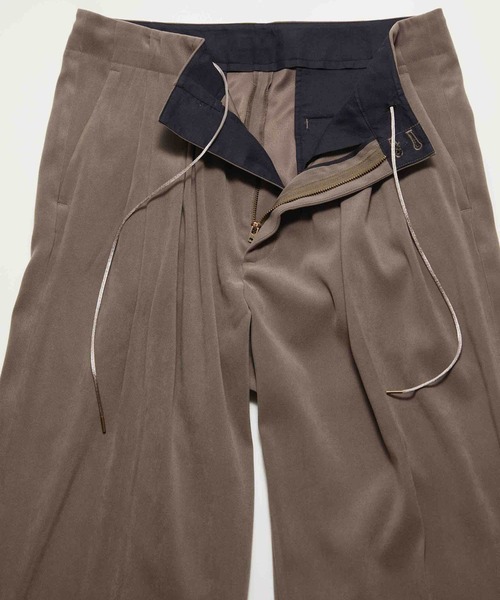 meagratia(メアグラーティア)の「4 tuck trousers(その他パンツ・メンズ・ベージュ/パープル/ブラック・2/1/3)」の8枚目の写真