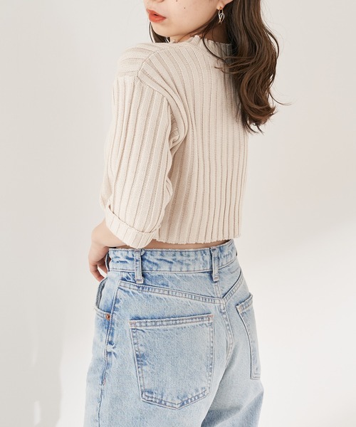 Chico（チコ）の「ショート丈前開きチョーカー風ニット（ニット/セーター・レディース・ブラック/ピンク/ブルー/アイボリー・FREE）」の19枚目の写真