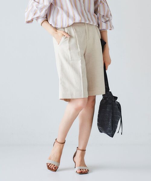 le.coeur blanc（ルクールブラン）の「麻クロスハーフパンツ（その他パンツ・レディース・ライトグリーン/サンドベージュ・38）」の2枚目の写真