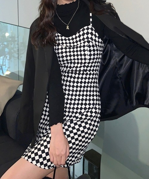 SONA（ソナ）の「SONYUNARA ダイヤチェックキャミソールミニワンピース（ワンピース・レディース・ブラック・FREE）」の4枚目の写真
