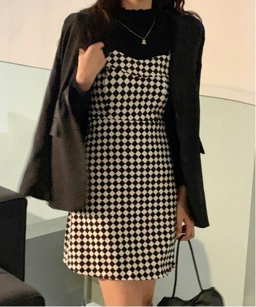 SONA（ソナ）の「SONYUNARA ダイヤチェックキャミソールミニワンピース（ワンピース・レディース・ブラック・FREE）」の5枚目の写真