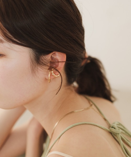 Kastane（カスタネ）の「【fiw.】変形イヤカフSET（イヤーカフ・レディース・シルバー/ゴールド・FREE）」の5枚目の写真
