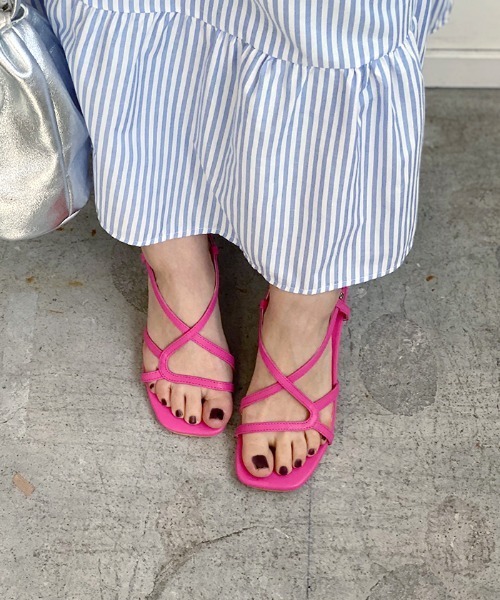 Futier land（フューティアランド）の「アシメストラップクリアヒールサンダル（サンダル・レディース・ブラック/ピンク/オレンジ/アイボリー・40/38/39/36/37）」の19枚目の写真