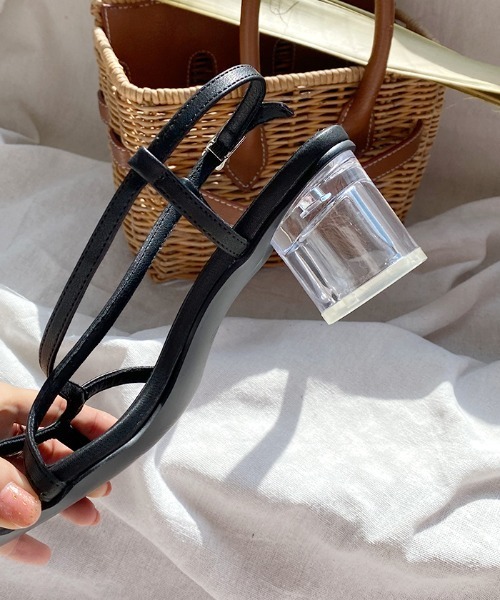 Futier land（フューティアランド）の「アシメストラップクリアヒールサンダル（サンダル・レディース・ブラック/ピンク/オレンジ/アイボリー・40/38/39/36/37）」の7枚目の写真