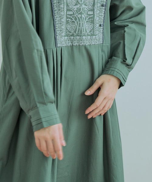 Kelen(ケレン)の「「KELEN / ケレン」YERY / EMBROIDERY DESIGN DRESS(ワンピース・レディース・チャコールグレー/ブラック/ライトグリーン・S/M)」の16枚目の写真