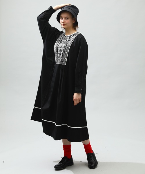 Kelen(ケレン)の「「KELEN / ケレン」YERY / EMBROIDERY DESIGN DRESS(ワンピース・レディース・チャコールグレー/ブラック/ライトグリーン・S/M)」の17枚目の写真