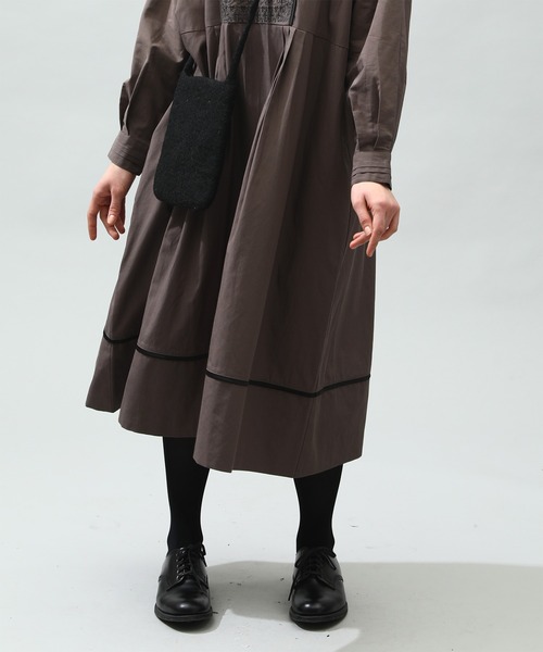 Kelen(ケレン)の「「KELEN / ケレン」YERY / EMBROIDERY DESIGN DRESS(ワンピース・レディース・チャコールグレー/ブラック/ライトグリーン・S/M)」の10枚目の写真