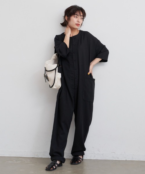 Libra Cue(リブラ キュー)の「“ポストマンショルダーバッグ” A4サイズ収納可能、軽くデイリーに使えるショルダーバッグ(ショルダーバッグ・レディース・ブラック/アイボリー・FREE)」の16枚目の写真