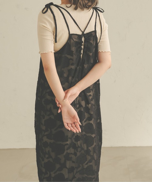 Ambre Neige(アンブルネージュ)の「オパールシアーキャミワンピース/【WEB/EC限定商品】(ワンピース・レディース・ブラック/ライトピンク/ライトベージュ・FREE)」の2枚目の写真