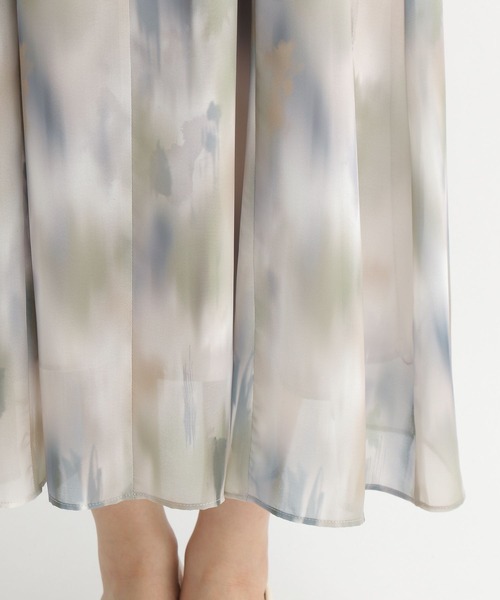 Andemiu(アンデミュウ)の「アブストラクトガラワンピース125645(ワンピース・レディース・グレー/ピンク・FREE)」の10枚目の写真