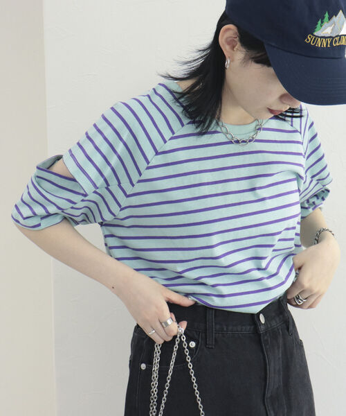 fredy emue(フレディエミュ)の「カットアウトボーダーTシャツ(Tシャツ/カットソー・レディース・ホワイト系その他/ブラック系その他/グリーン系その他・38)」の3枚目の写真