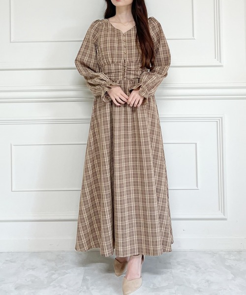 MIIA（ミーア）の「パフスリーブチェックマキシワンピース（ワンピース・レディース・ブラウン/グリーン/モカ・FREE）」の6枚目の写真