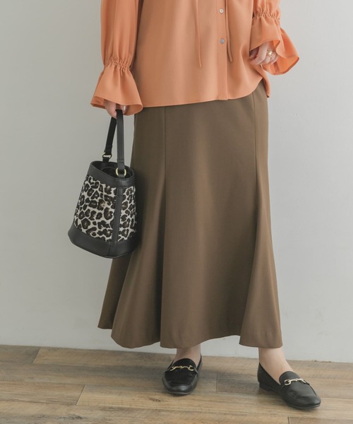 F by ROSSO(エフバイロッソ)の「F by ROSSO ストレッチマーメイドスカート(スカート・レディース・ダークブラウン/ベージュ・38/36)」の4枚目の写真