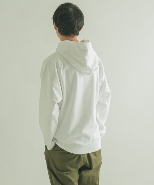 FORK&SPOON（フォークアンドスプーン）の「FORK&SPOON　OE裏毛スウェットフーディー（パーカー・メンズ・ホワイト/ネイビー/オレンジ・4/5）」の11枚目の写真