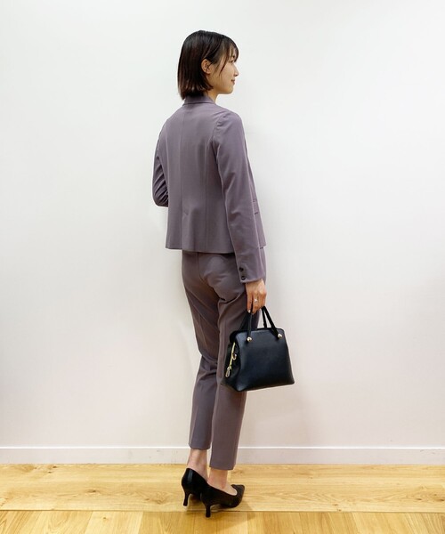index(インデックス)の「セットアップ対応 DELEGANT ポンチテーパードパンツ【WEB限定アイテム/洗濯機洗い可】(その他パンツ・レディース・チャコールグレー/ブラック/ブラック系/ネイビー/ライトグレー・40/38/36/42)」の11枚目の写真