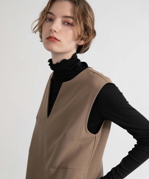 CEDNIE(セドニー)の「ハイネックシアートップス(Tシャツ/カットソー・レディース・ブラック/オフホワイト・M)」の1枚目の写真