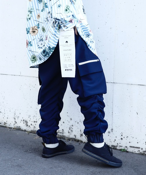 rovtski(ロフトスキー)の「SHARE ROOMSRIB ROOM PANT/シェアルーム リブルームパンツ(カーゴパンツ・レディース・ネイビー/ブルー・FREE)」の10枚目の写真