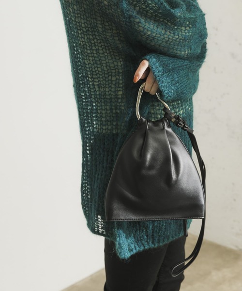 URBAN RESEARCH（アーバンリサーチ）の「LE VERNIS　リングミニショルダーM（ショルダーバッグ・レディース・ブラック/ベージュ/ブルー・-）」の2枚目の写真