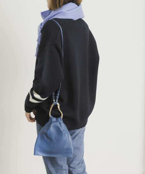 URBAN RESEARCH（アーバンリサーチ）の「LE VERNIS　リングミニショルダーM（ショルダーバッグ・レディース・ブラック/ベージュ/ブルー・-）」の5枚目の写真