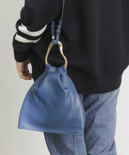 URBAN RESEARCH（アーバンリサーチ）の「LE VERNIS　リングミニショルダーM（ショルダーバッグ・レディース・ブラック/ベージュ/ブルー・-）」の6枚目の写真