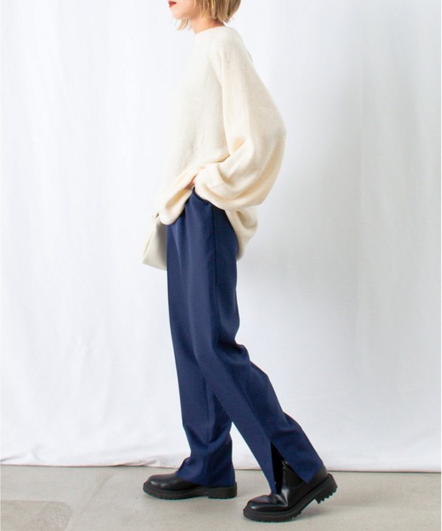 LUCA/LADY LUCK LUCA(ルカ/レディラックルカ)の「LC/LLL パウダースリットテーパードパンツ(スラックス・レディース・ダークブルー/ライトグレー・36(S)/38(M))」の8枚目の写真