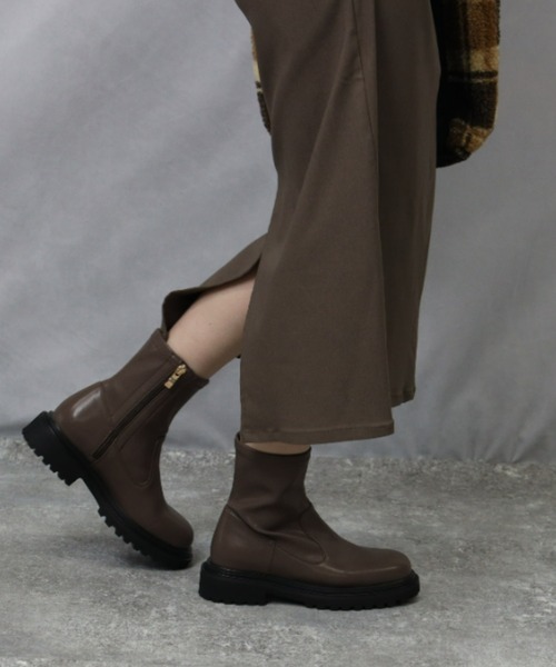 ORiental TRaffic（オリエンタルトラフィック）の「【ORiental TRaffic】タンクソールストレッチブーツ（ブーツ・レディース・ブラック/グレー・L/M/XL/S）」の16枚目の写真