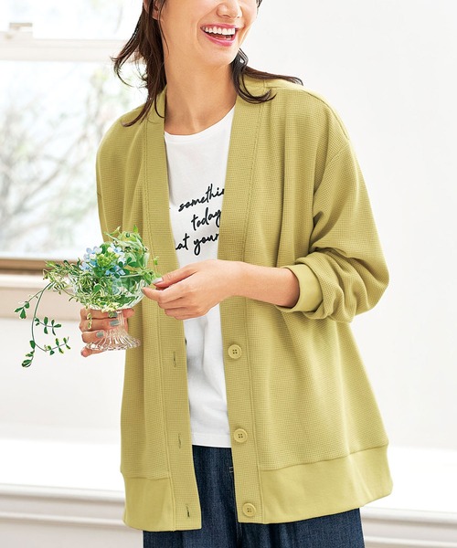 BELLUNA PLUS(ベルーナ)の「ワッフル素材ボタンデザインカーディガン(カーディガン/ボレロ・レディース・杢グレー/イエロー/ネイビー・LARGE/X-LARGE/MEDIUM)」の1枚目の写真