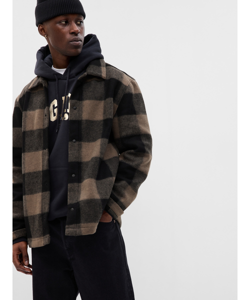 GAP(ギャップ)の「フリースコージーシャツ(シャツ/ブラウス・メンズ・ベージュ/レッド・S/M/L/XL/XS)」の2枚目の写真