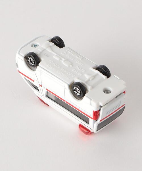 green label relaxing(グリーンレーベルリラクシング)の「<TOMICA> No.79 トヨタ ハイメディック救急車(おもちゃ・キッズ・ホワイト・FREE)」の5枚目の写真