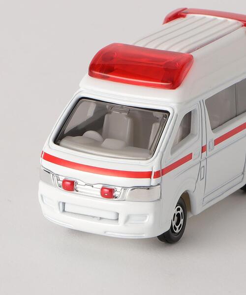 green label relaxing(グリーンレーベルリラクシング)の「<TOMICA> No.79 トヨタ ハイメディック救急車(おもちゃ・キッズ・ホワイト・FREE)」の6枚目の写真