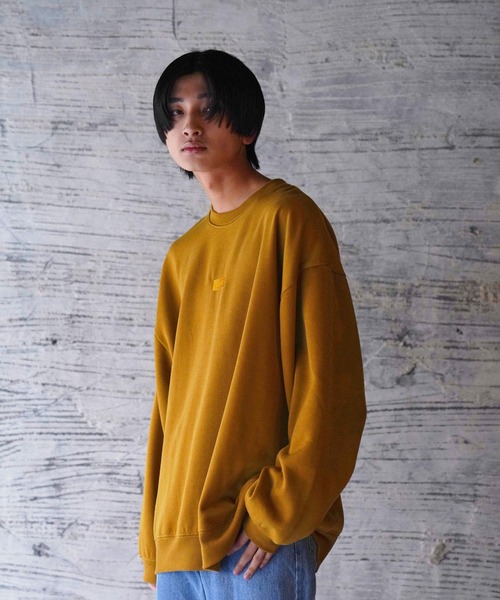 iisy（イージー）の「iisy / ワンポイントロゴ クルーネックスウェット（スウェット・メンズ・ブラック/ミント/マスタード/ピンク/ホワイト・S/M/L/XL）」の18枚目の写真