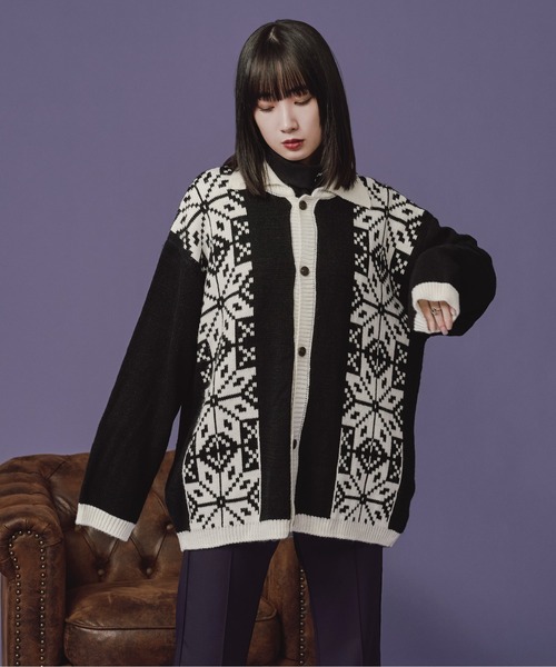 Ellno Loset(エルノロゼット)の「ジャガードライン襟付きニットカーディガン(カーディガン/ボレロ・メンズ・オフホワイト/ブラック・LARGE/MEDIUM)」の17枚目の写真