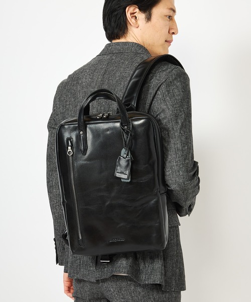 CROWDED CLOSET(クラウデッドクローゼット)の「【JOYA(ジョヤ)】本革サドルレザー薄型リュック(バックパック/リュック・メンズ・ネイビー/ブラック・FREE)」の2枚目の写真