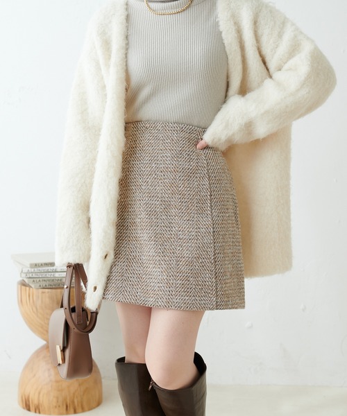 natural couture(ナチュラルクチュール)の「セットアップ対応/プチナチュ/ヘリンボーンツイードミニスカート(スカート・レディース・オフホワイト/ベージュ・FREE)」の10枚目の写真