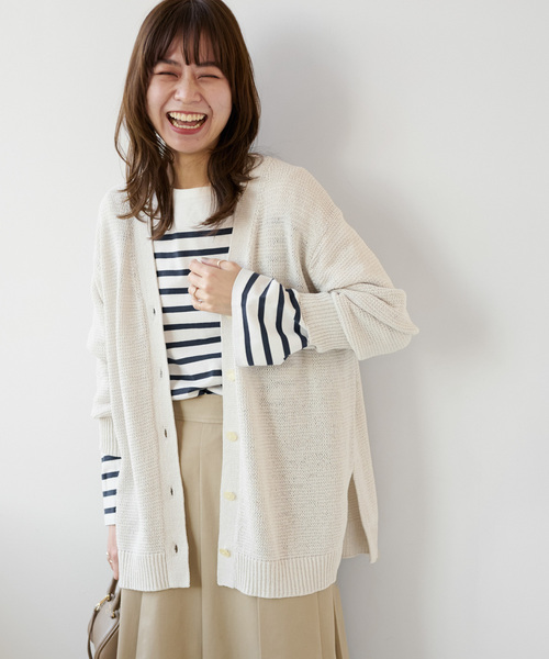 JOURNAL STANDARD relume(ジャーナルスタンダード レリューム)の「テープヤーンVネックカーディガン(カーディガン/ボレロ・レディース・チャコールグレー/ブルー/アイボリー・FREE)」の3枚目の写真