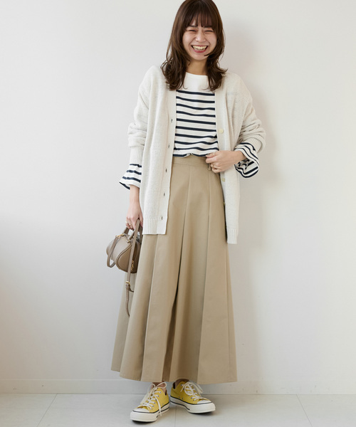 JOURNAL STANDARD relume(ジャーナルスタンダード レリューム)の「テープヤーンVネックカーディガン(カーディガン/ボレロ・レディース・チャコールグレー/ブルー/アイボリー・FREE)」の10枚目の写真