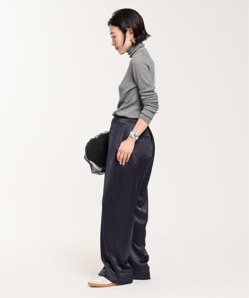 AP STUDIO(エーピーストゥディオ)の「New エイドスタイリングニット(ニット/セーター・レディース・チャコールグレー/ブラック・FREE)」の13枚目の写真