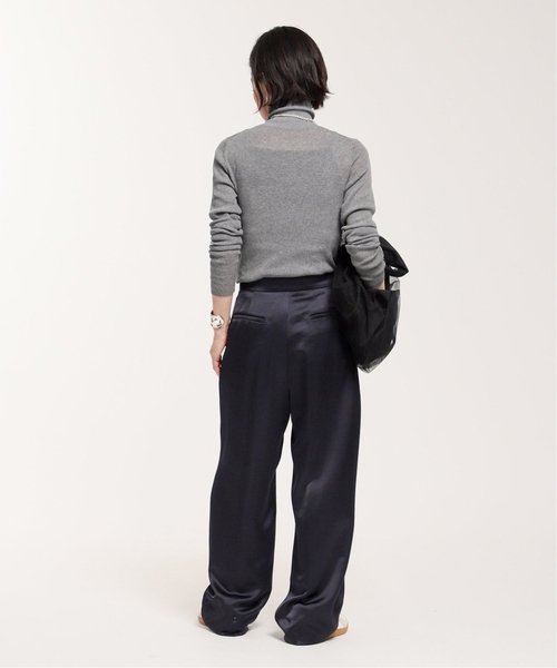 AP STUDIO(エーピーストゥディオ)の「New エイドスタイリングニット(ニット/セーター・レディース・チャコールグレー/ブラック・FREE)」の14枚目の写真