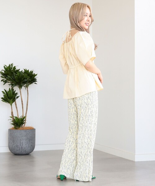 Ray BEAMS（レイビームス）の「Ray BEAMS / プリント プリーツ パンツ（その他パンツ・レディース・グリーン系その他2/オフホワイト・1/0）」の13枚目の写真