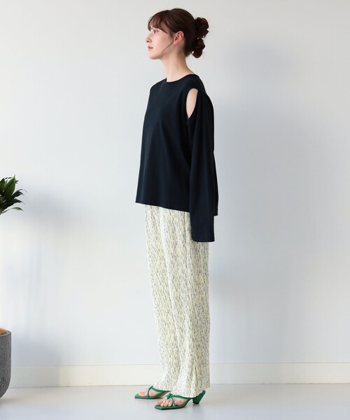 Ray BEAMS（レイビームス）の「Ray BEAMS / プリント プリーツ パンツ（その他パンツ・レディース・グリーン系その他2/オフホワイト・1/0）」の16枚目の写真