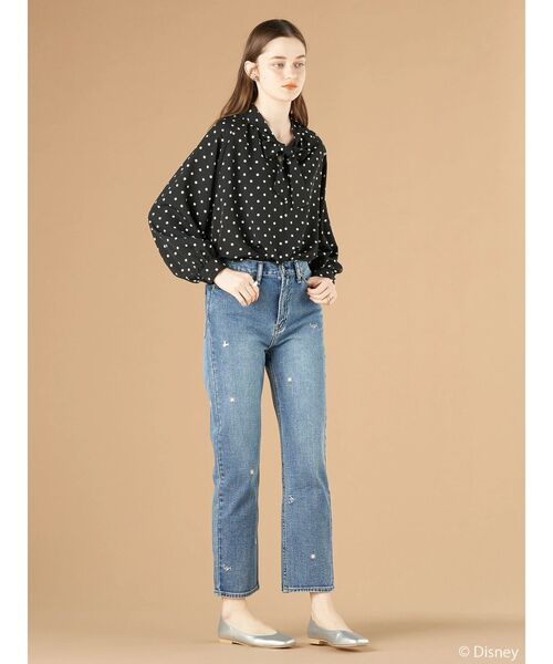 Disney(ディズニー)の「Mickey/刺繍デニムパンツ(デニムパンツ・レディース・インディゴブルー・S/L/M)」の8枚目の写真