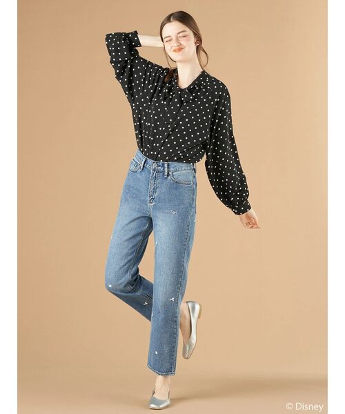 Disney(ディズニー)の「Mickey/刺繍デニムパンツ(デニムパンツ・レディース・インディゴブルー・S/L/M)」の10枚目の写真