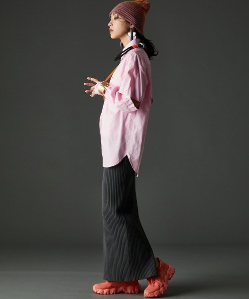 GEVS.（ジェイヴィス）の「ワイドリブロングニットタイトスカート ＜大きいサイズ有＞GEVS.（スカート・レディース・チャコール/ブルー/ピンク/グリーン/パープル/ブラック/レッド/オレンジ/イエロー・3L/5L/L/4L/LL/M）」の14枚目の写真