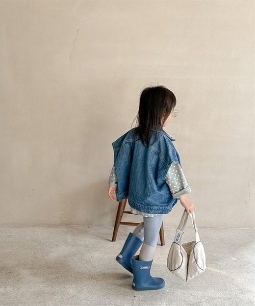 aimoha（アイモハ）の「【aimoha-KIDS-】子供服　万能ノースリーブデニムジャケット　ベスト（デニムジャケット・キッズ・ブルー・80/90/100/110/120/130）」の2枚目の写真