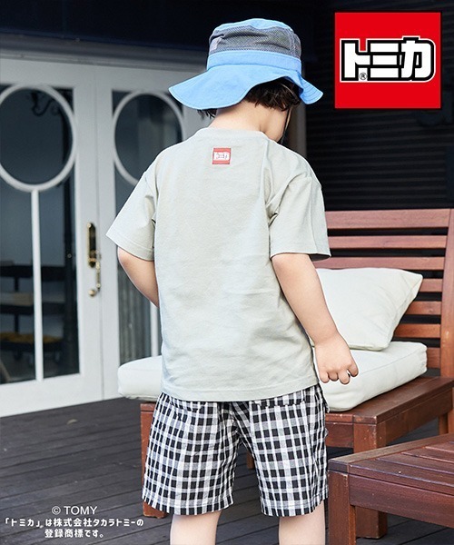 b・ROOM(ビールーム)の「【トミカ】TOMICAコレクションプリントTシャツ(Tシャツ/カットソー・キッズ・グレイッシュベージュ/ライトカーキ/ネイビー・100cm/110cm/120cm/130cm/140cm)」の17枚目の写真