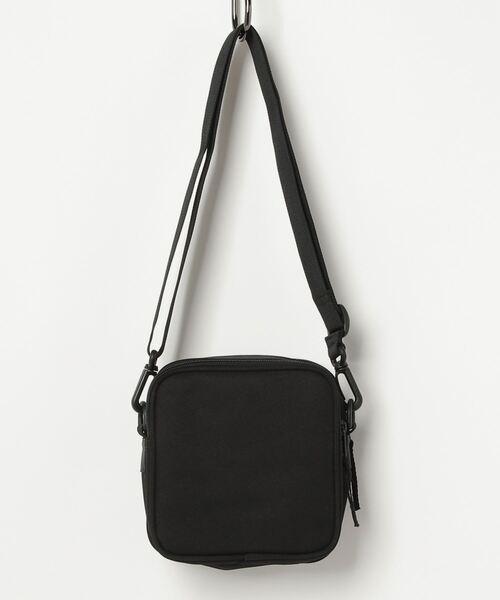 Carhartt WIP（カーハートダブリューアイピー）の「Carhartt WIP/カーハートダブリューアイピー ショルダーバッグ ESSENTIALS BAG SMALL I031470（ショルダーバッグ・メンズ・ブラック/ブラウン・FREE）」の13枚目の写真